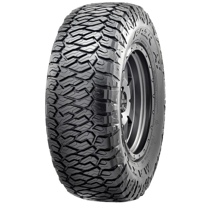 Neumático LT285/75R18 RAZR AT811 10PR 129/126S RBL TL M+S